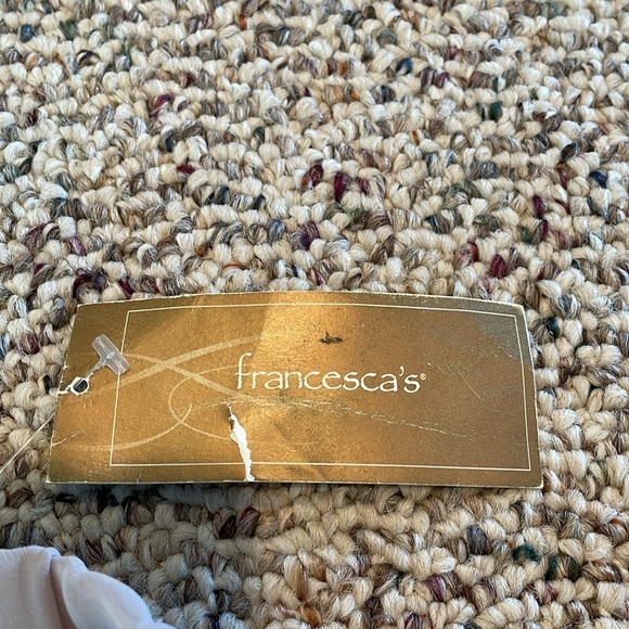 Francesca’s Buttons Brand Taupe HiLo Skirt. Elastic Waist. Large - Picture 5 of 7